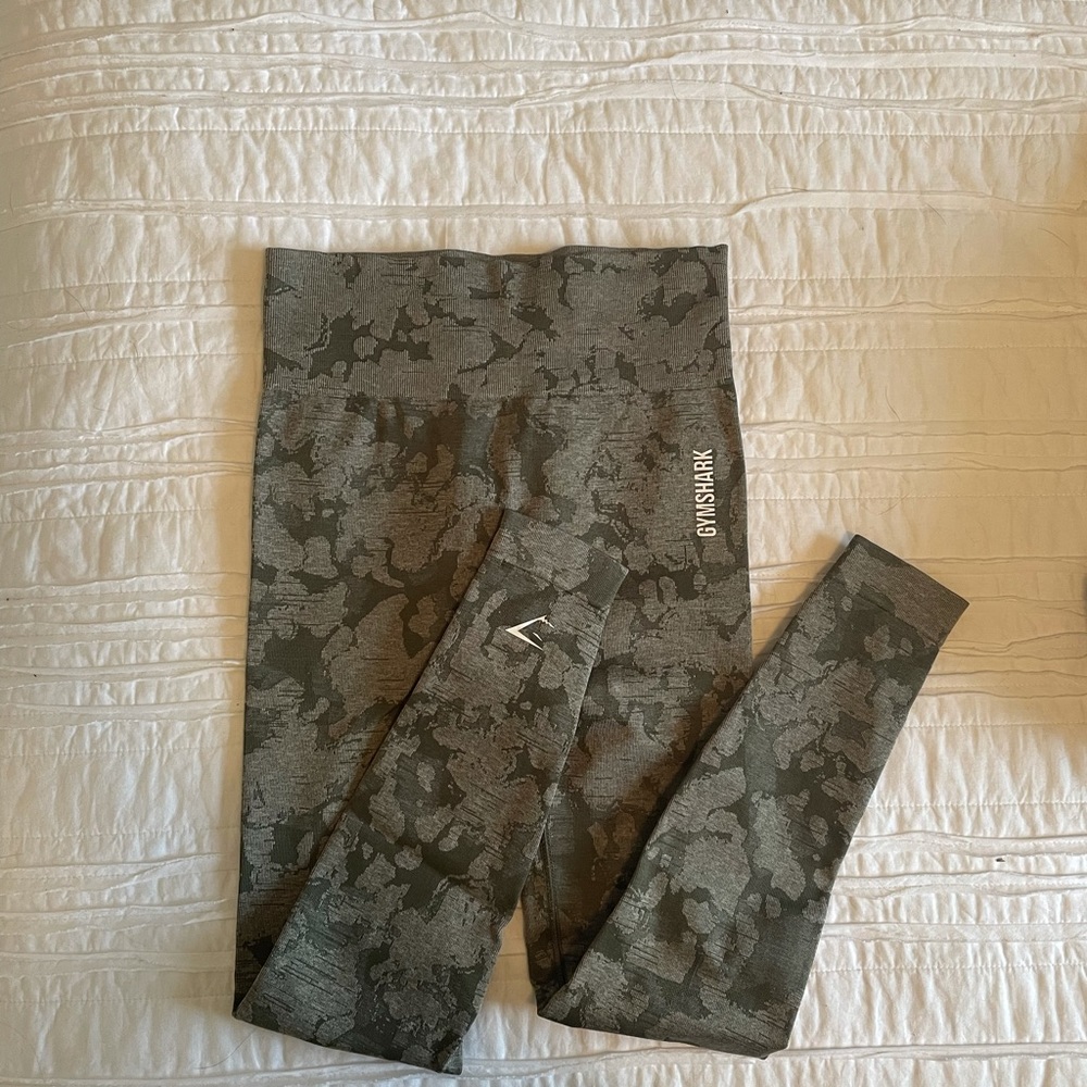 Gymshark Camo Seamless Leggings Size S